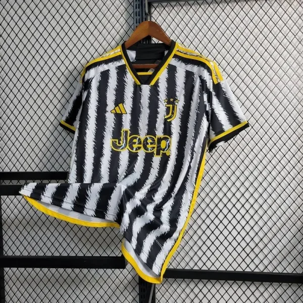 Juventus 2023/24 Home Jersey