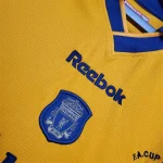 Liverpool 2000/01 Away Retro Jersey