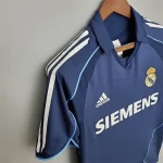 Real Madrid 2005/06 Away Retro Jersey