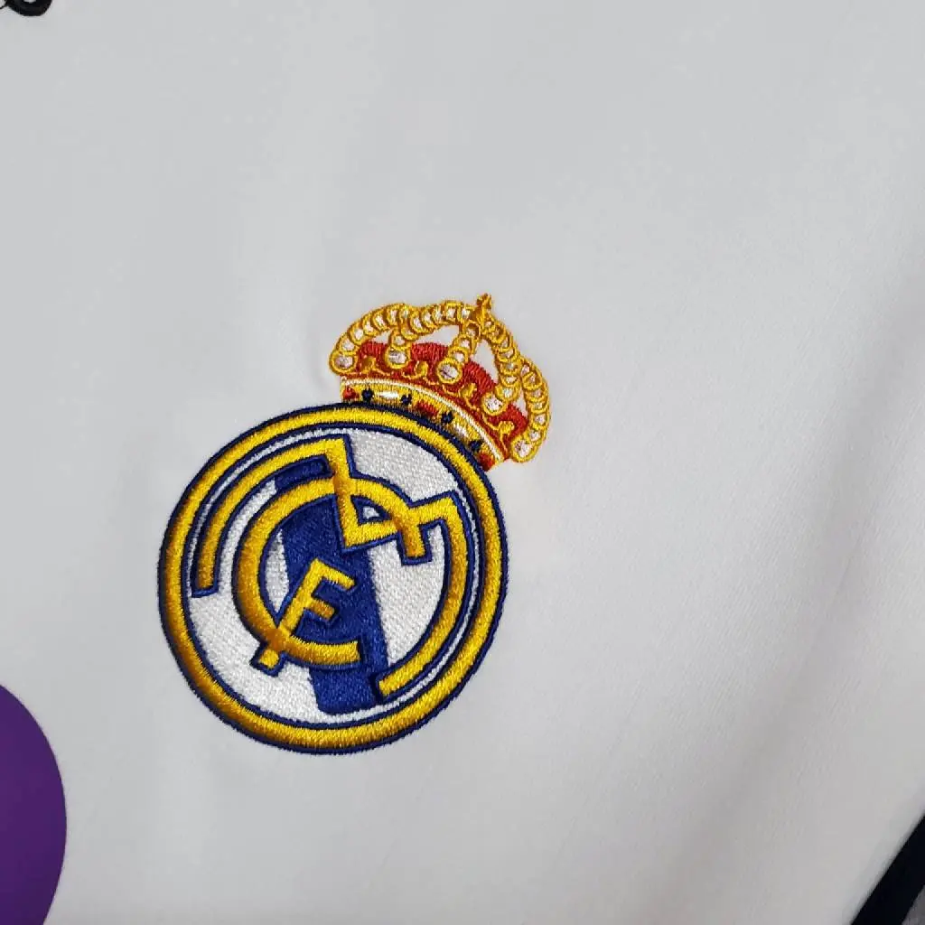 Real Madrid 2006/07 Home Retro Jersey