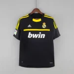 Real Madrid 2011/12 Goalkeeper Retro Jersey